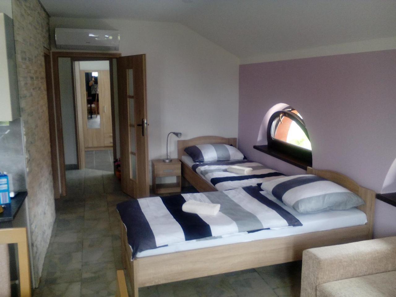 Apartamento Oaza Vacenovice Exterior foto
