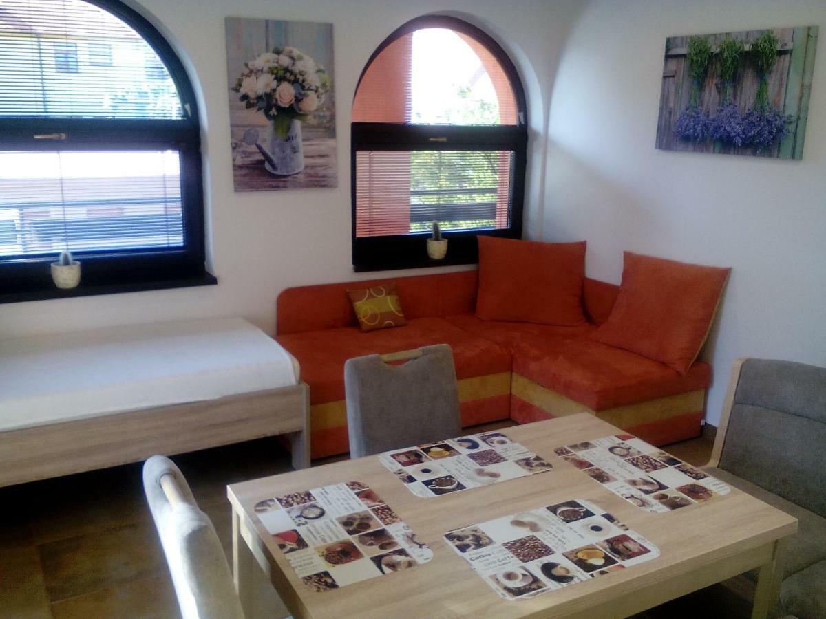Apartamento Oaza Vacenovice Exterior foto